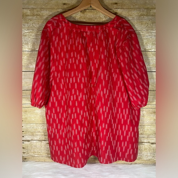 NWT Lane Bryant Top sz 18 Puff Sleeve Popover V-Neck Red Ikat Blouse - Picture 2 of 8